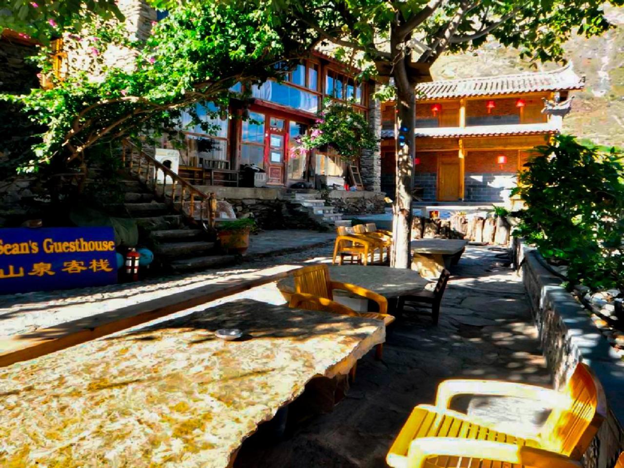 Tiger Leaping Gorge Sean'S Spring Guesthouse Shangri-La Exterior foto