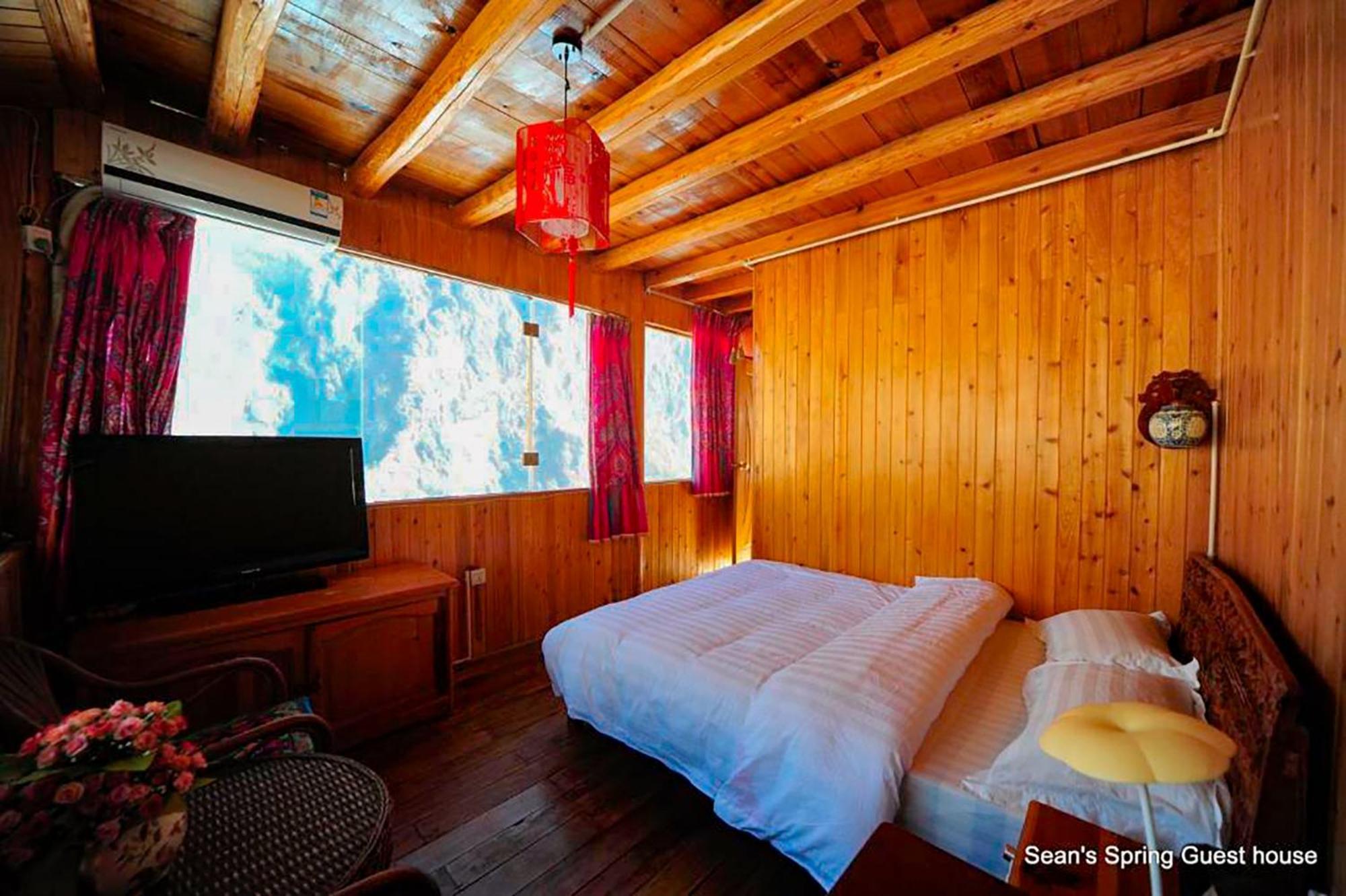 Tiger Leaping Gorge Sean'S Spring Guesthouse Shangri-La Quarto foto